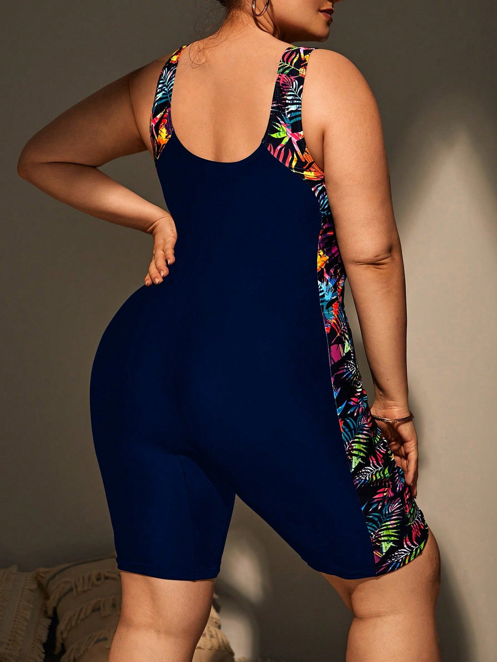 Maiô Feminino Anastacia com Estampa na Lateral