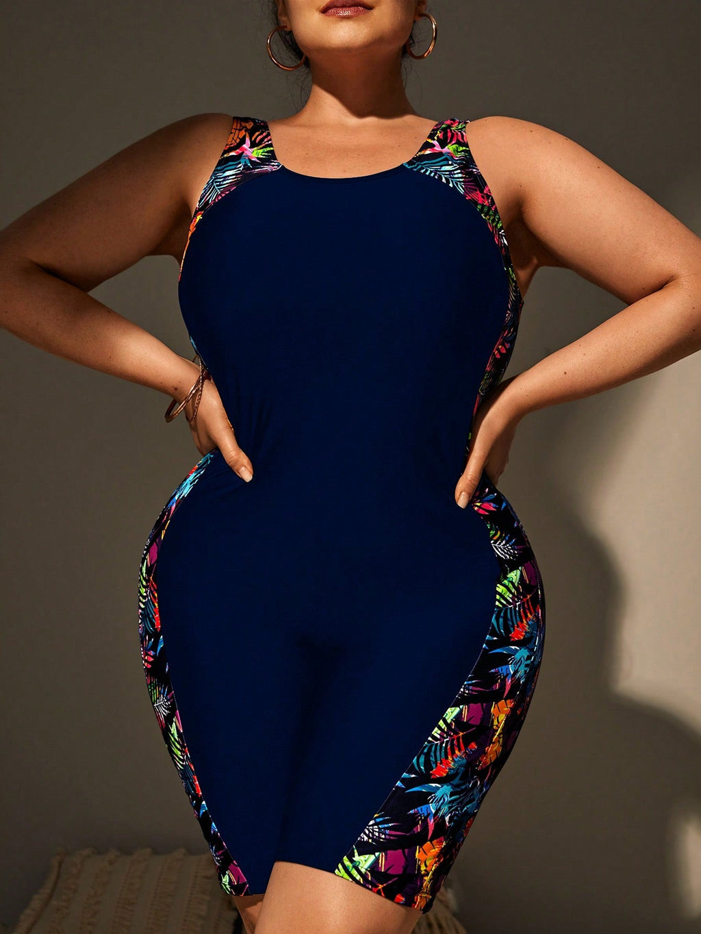Maiô Feminino Anastacia com Estampa na Lateral