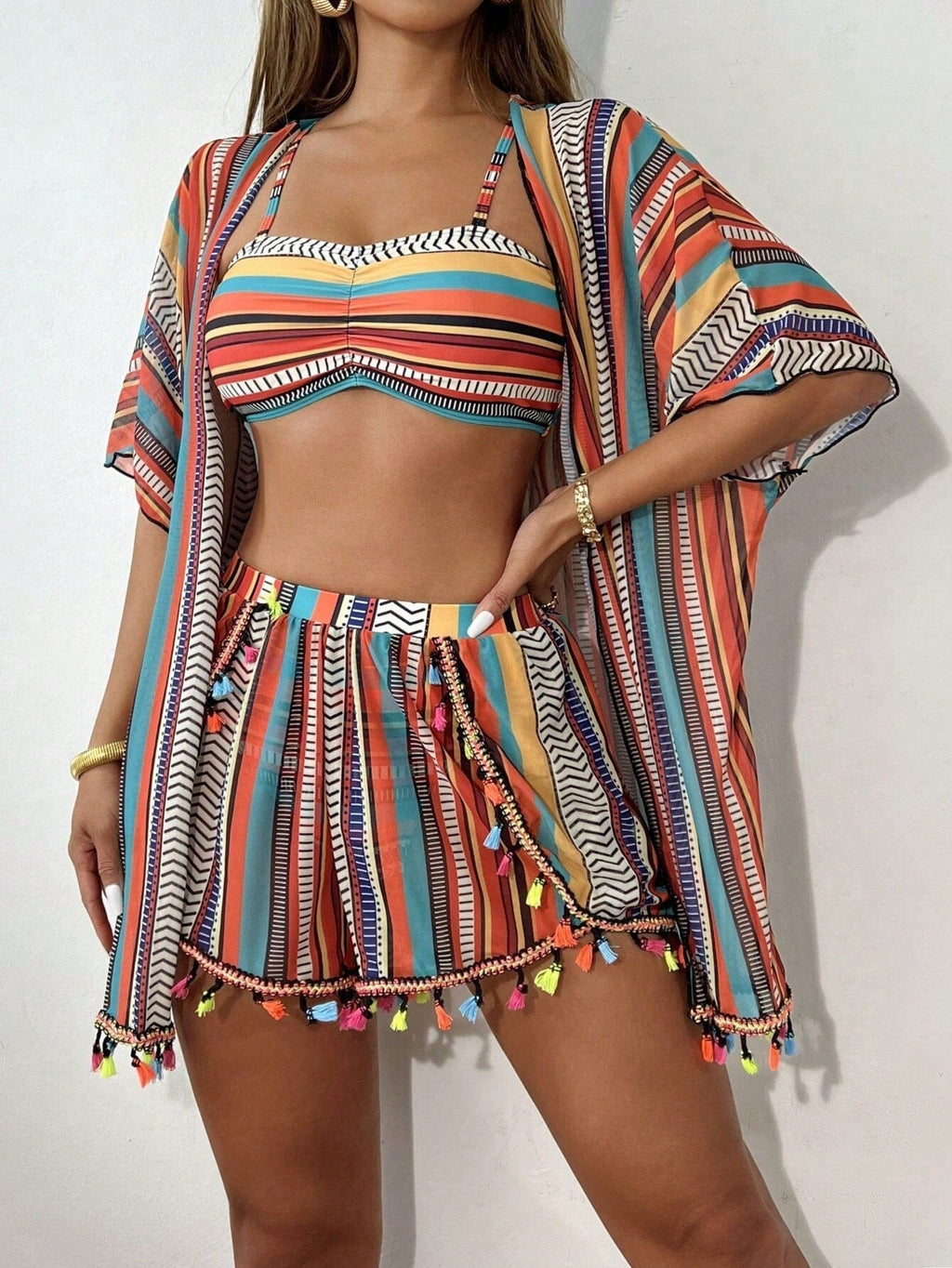 Conjunto Praia 4 Peças com Kimono – Estampa Geométrica Verão 2026