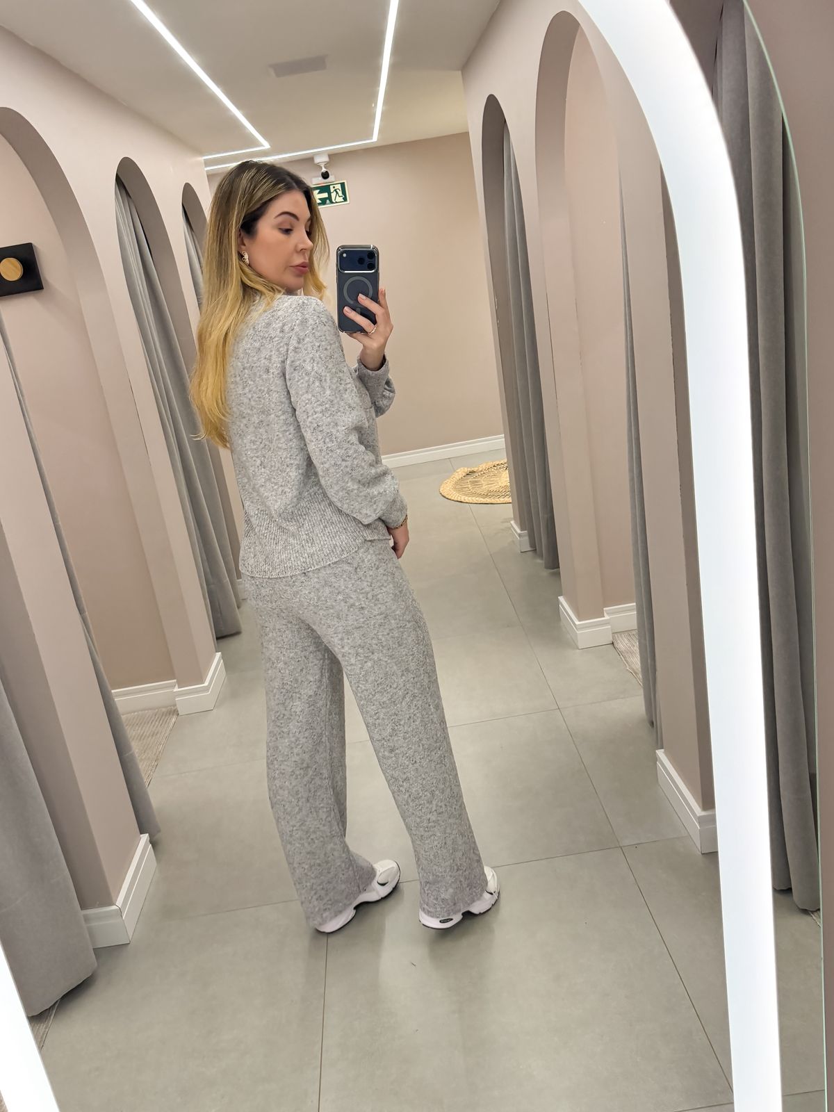 Conjunto Tais® em Tricô Mousse – Elegância e Conforto