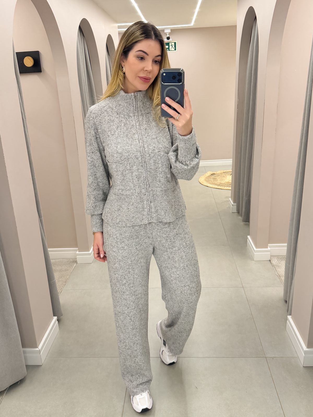 Conjunto Tais® em Tricô Mousse – Elegância e Conforto