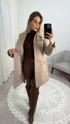 Casaco Trench Coat de Lã Batida Berlim – Elegância e Conforto