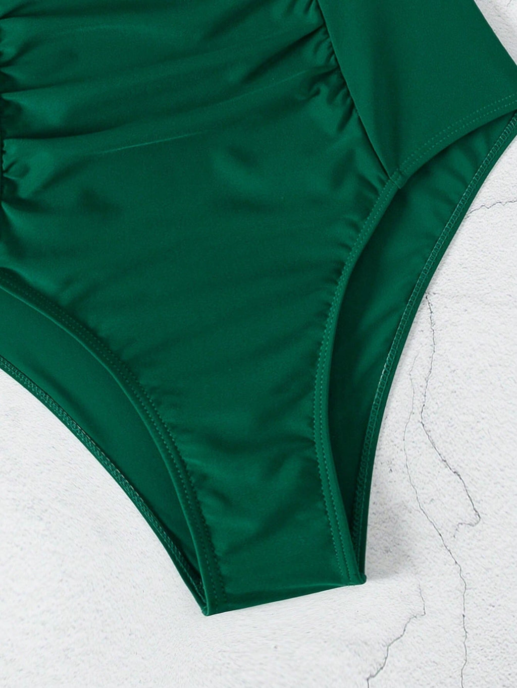 Maiô Cintura Slim com Detalhe Dourado